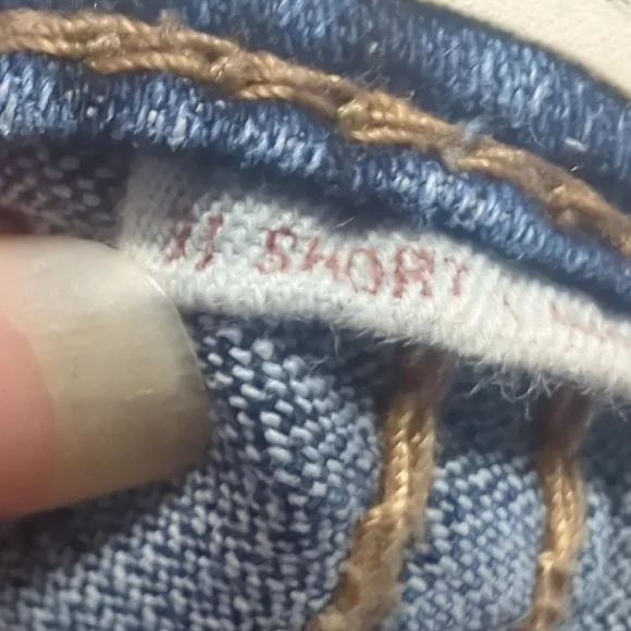 Shyanne Jean with Brown Stitching - Picture 3 of 10